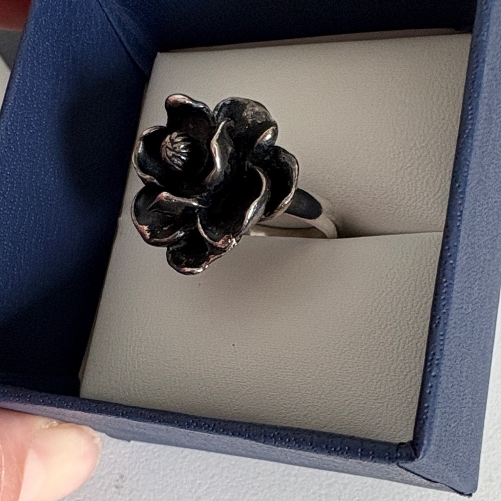 Sterling Silver Black Rose Ring